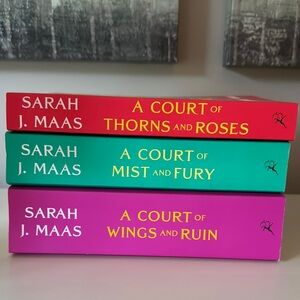 A Court of Thorns and Roses Series by Sarah J. Maas